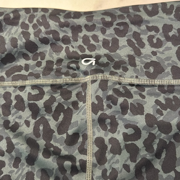 GAP ELIPSE 2pc 🐆💚🖤 - Picture 7 of 13